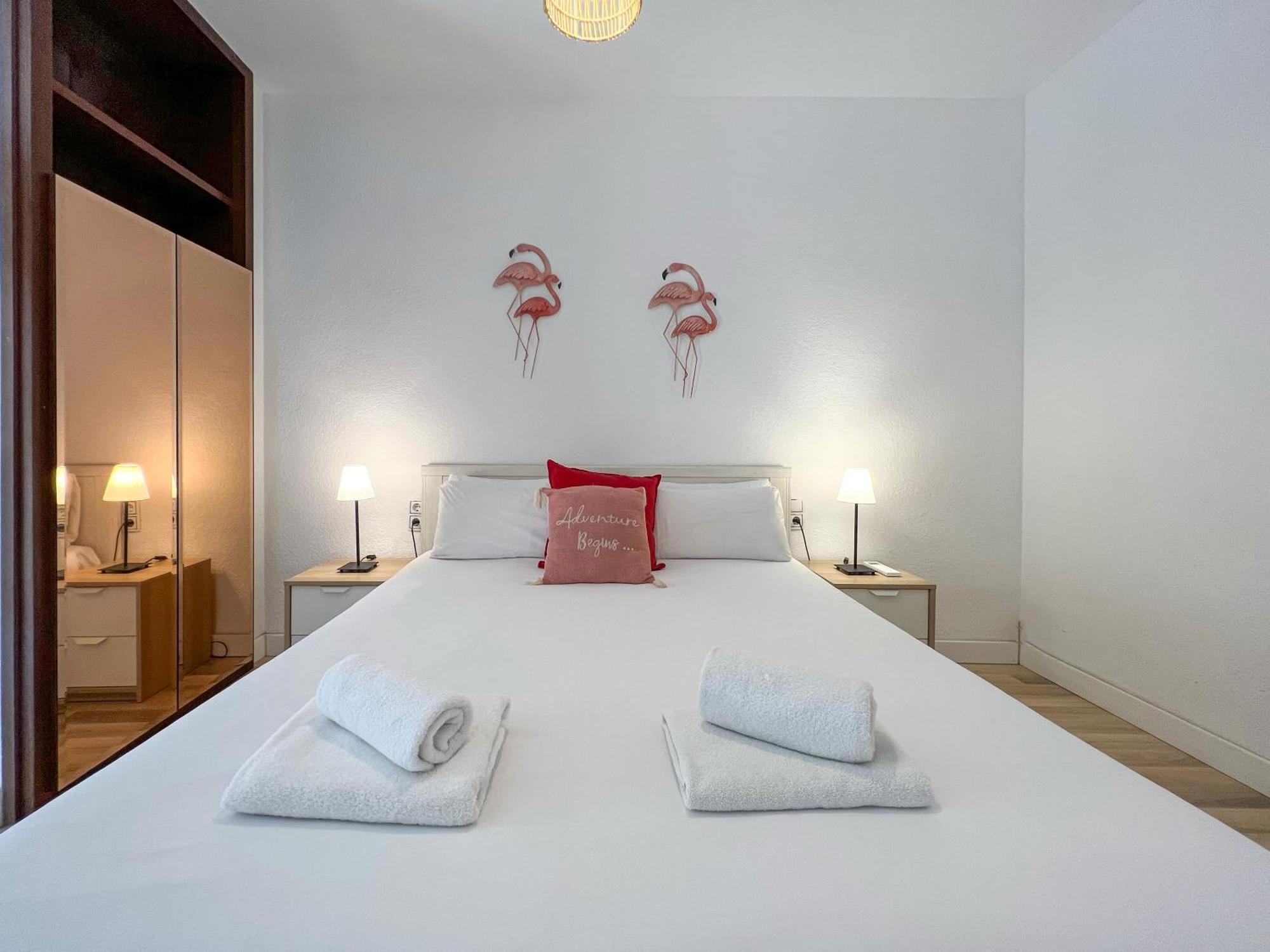 Stay U-Nique Apartments Sardenya II Barcelona Kültér fotó