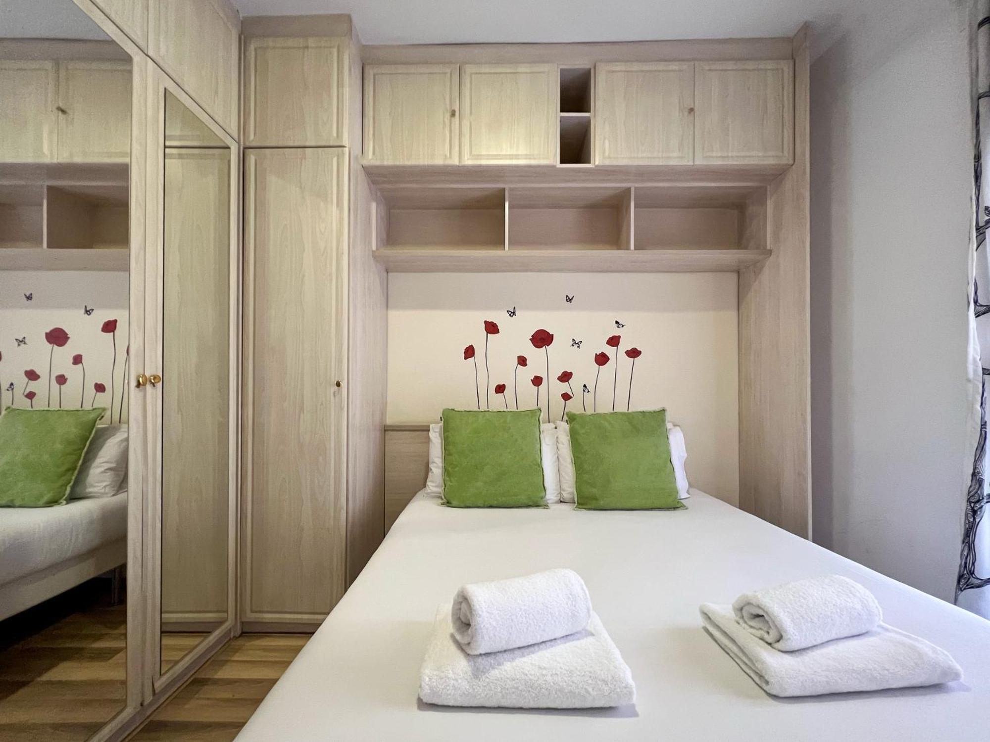 Stay U-Nique Apartments Sardenya II Barcelona Kültér fotó